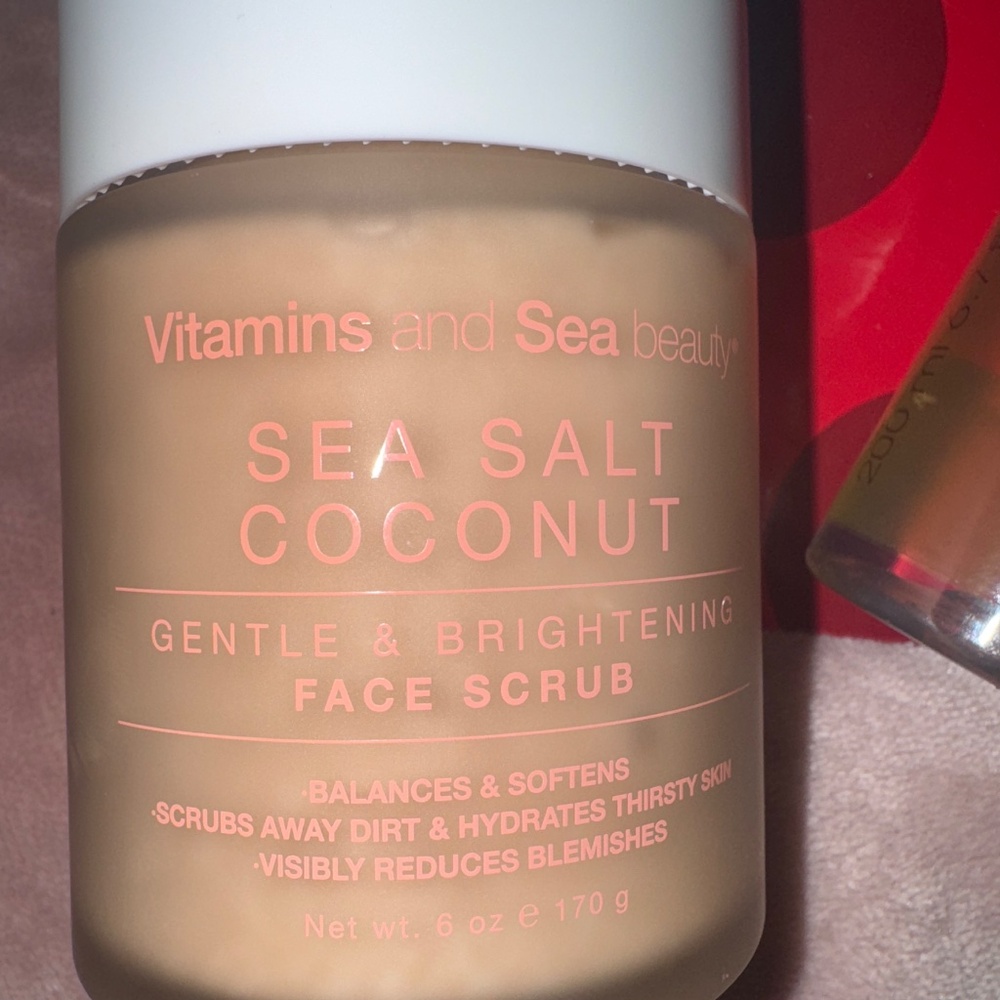 2 pc skincare bundle retails over $60 comes with a Christmas bag gift ready! - Picture 2 of 4